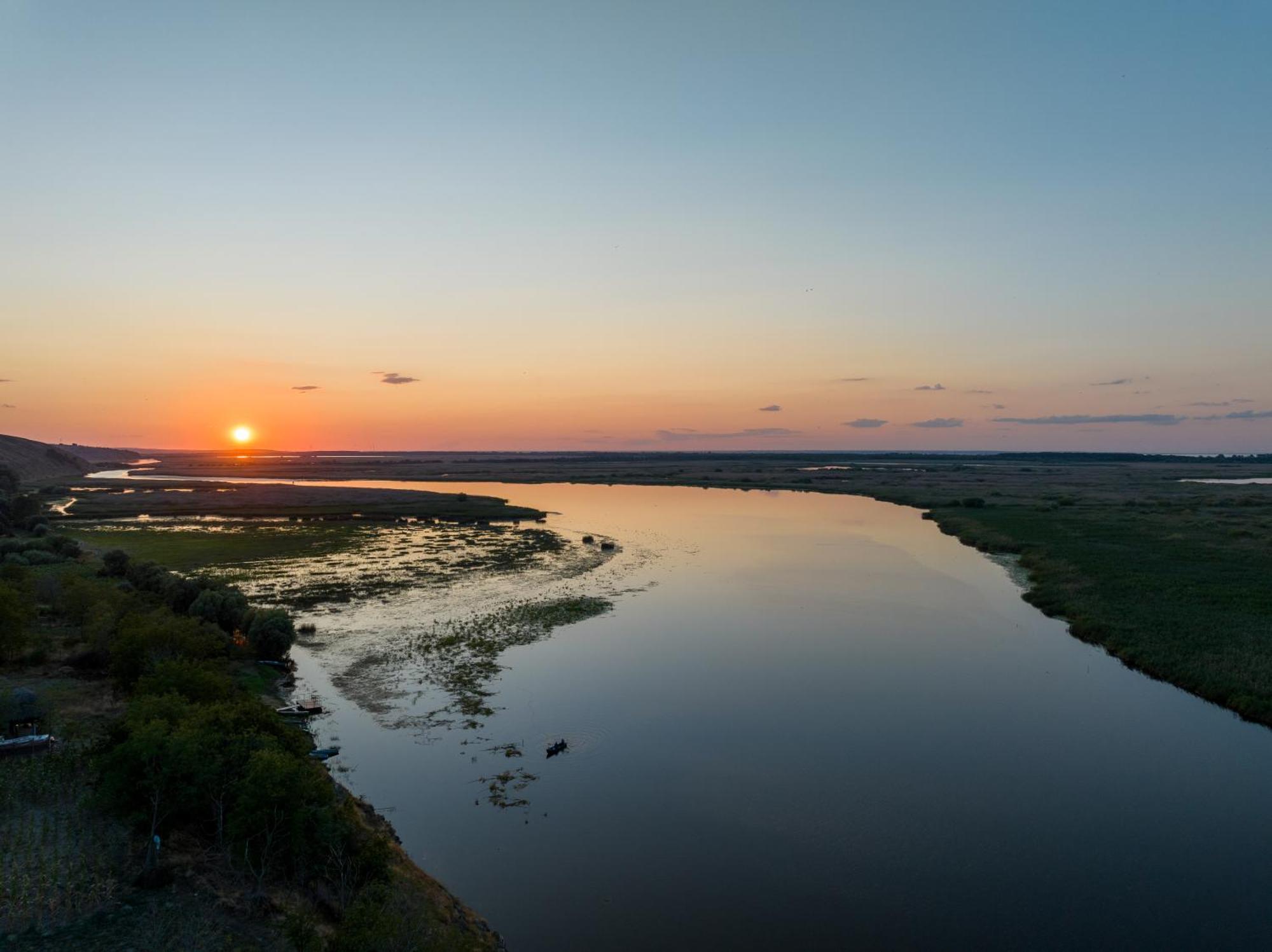 Laguna Nuferilor Habitat Somova Esterno foto