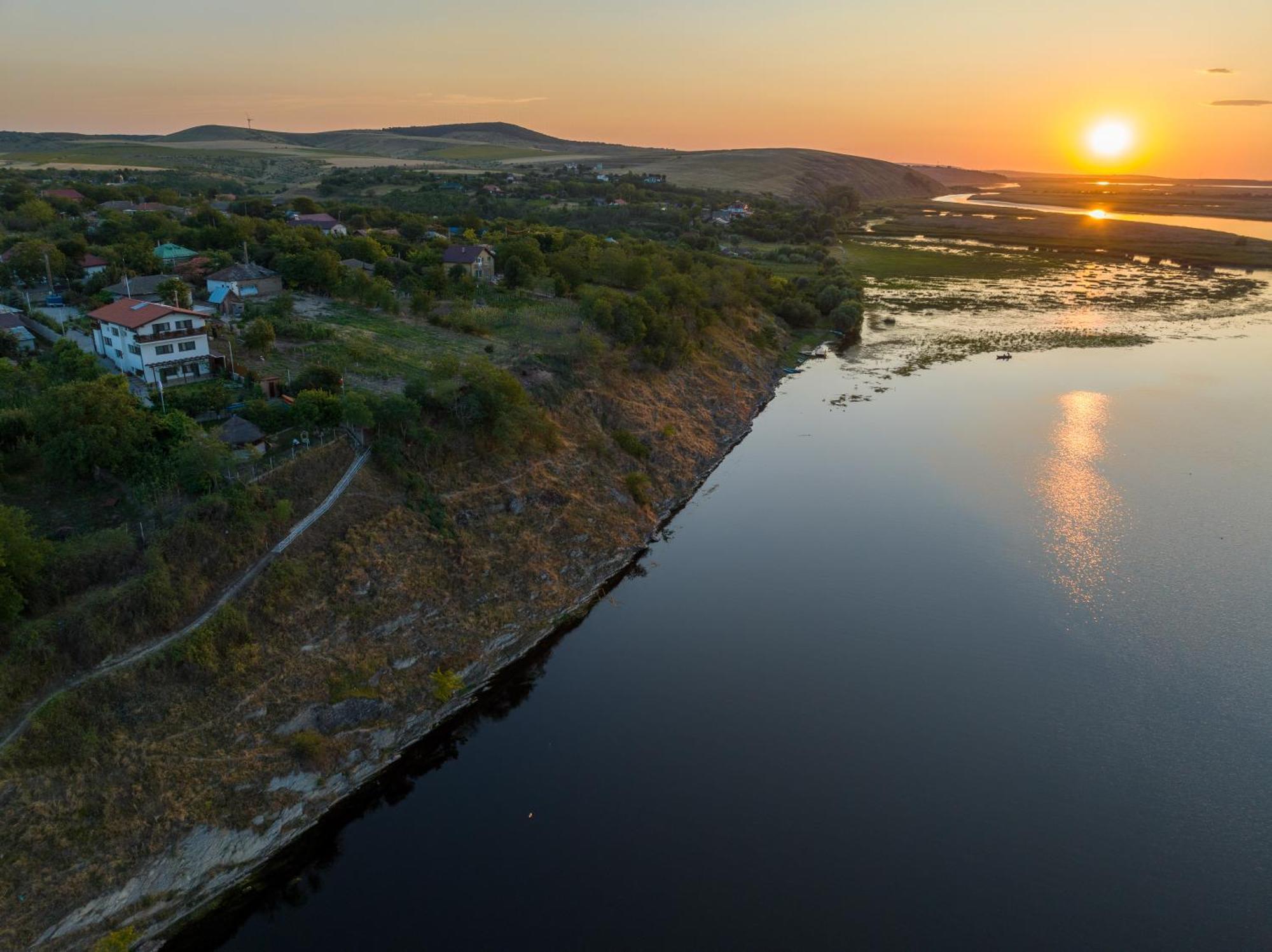 Laguna Nuferilor Habitat Somova Esterno foto